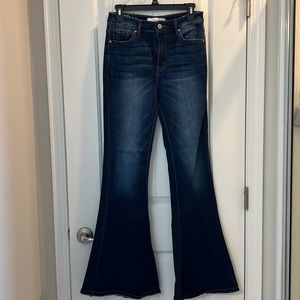 KanCan Dark wash Flare Jeans Size 7/27 … 33” inseam